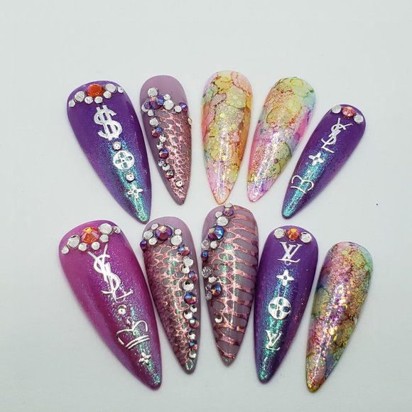 Chameleon Luxury Gel Press on Nails " Purple Chameleon " - Picture 7 of 15